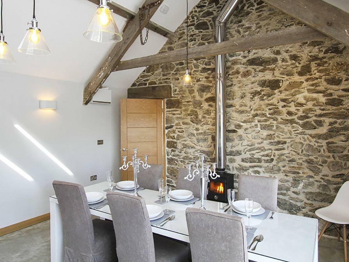 Rhyd Angharad Barns Villa Llanrhyddlad Exterior photo